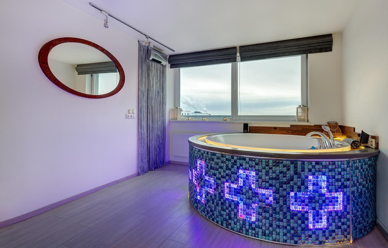 June Street Spa Apartments Vilna Exterior foto